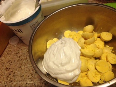 eggs-yolks-yogurt-in-bowl