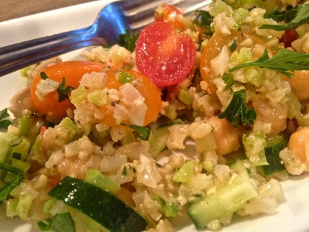 riced-cauliflower-salad-closeup